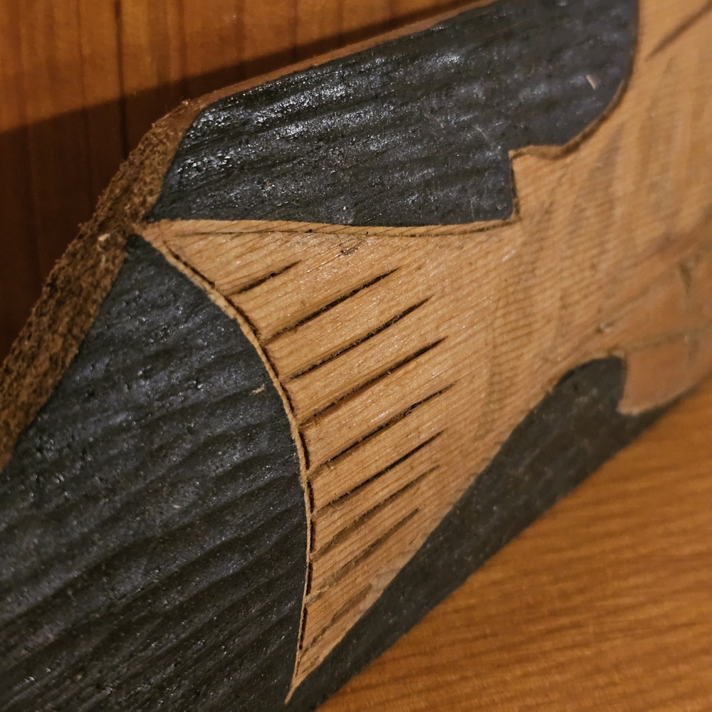 Indigenous Pacific Northwest Coast Cedar Salmon Carving, signed Cecil Dawson - Picture 5 of 10